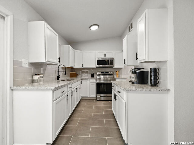 Image 9 of 27 For 612 Jamie Sue