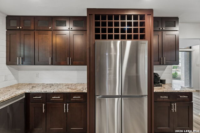 Image 10 of 33 For 3714 Twisted Oaks Dr