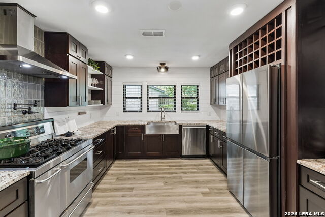 Image 8 of 33 For 3714 Twisted Oaks Dr