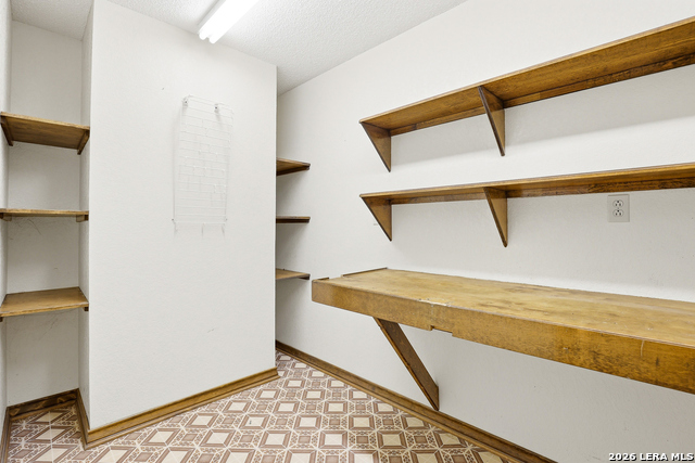 Image 18 of 48 For 13915 Dusty Fields