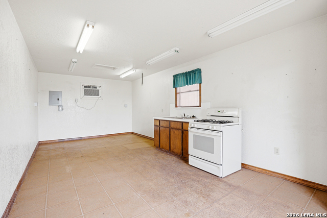 Image 35 of 48 For 13915 Dusty Fields