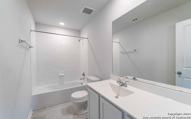 Image 27 of 34 For 14727 Sycamore Crossing