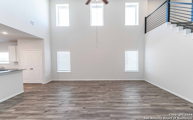 Image 6 of 34 For 14727 Sycamore Crossing