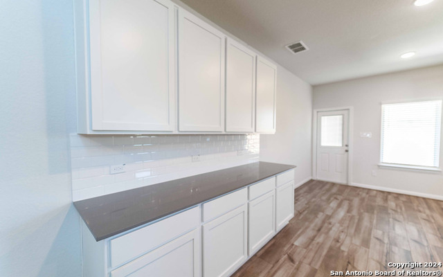 Image 9 of 34 For 14727 Sycamore Crossing