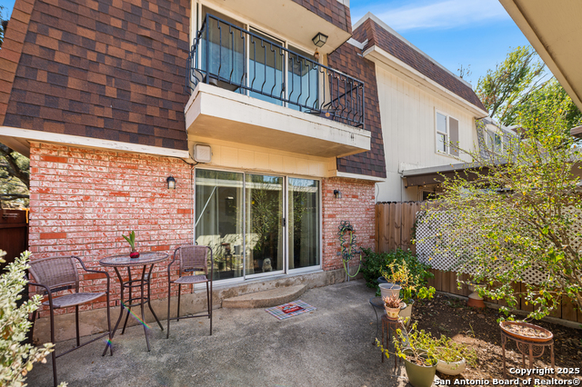 Image 35 of 51 For 619 Strings  619