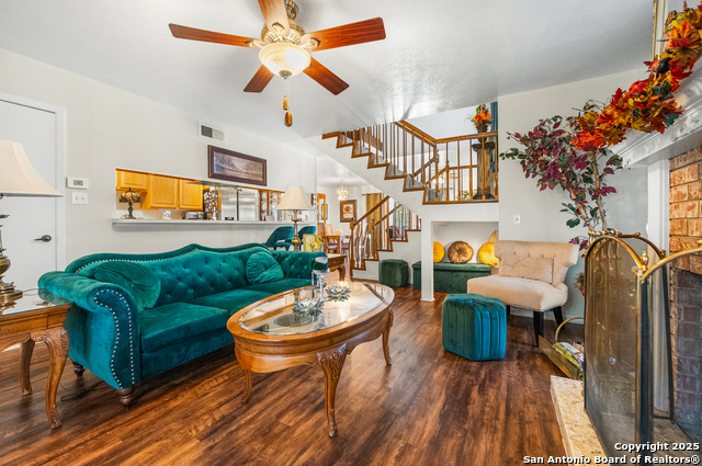 Image 9 of 51 For 619 Strings  619