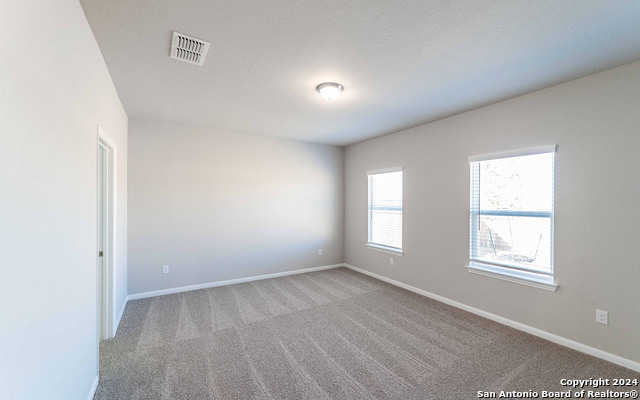 Image 18 of 33 For 14735 Sycamore Crossing