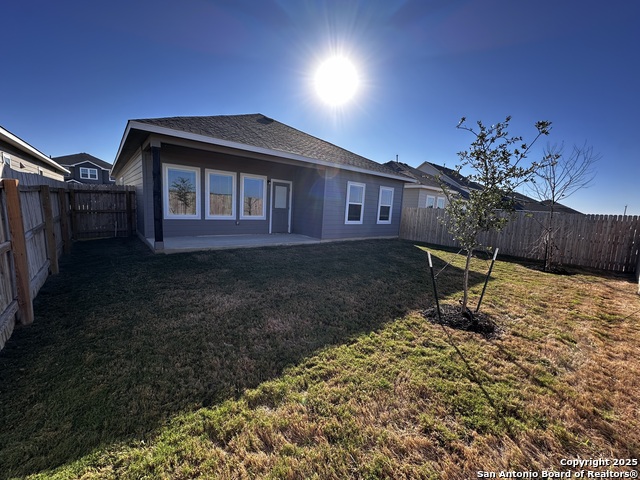 Image 23 of 33 For 14735 Sycamore Crossing