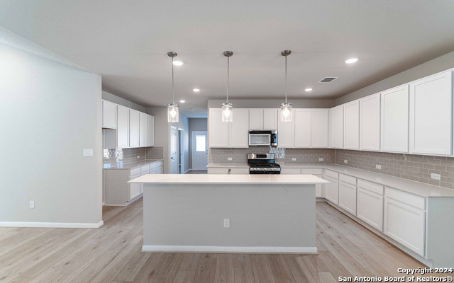 Image 8 of 33 For 14735 Sycamore Crossing