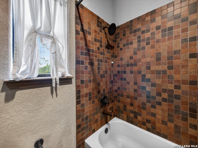 Image 32 of 52 For 1691 Circle Acres