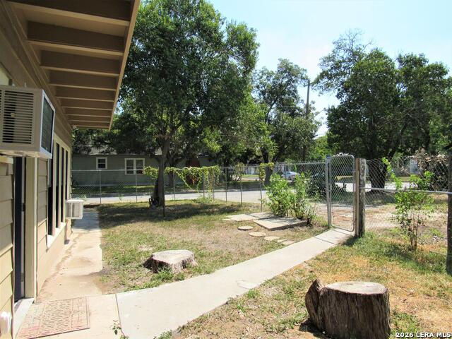 Image 18 of 18 For 454 Bailey  