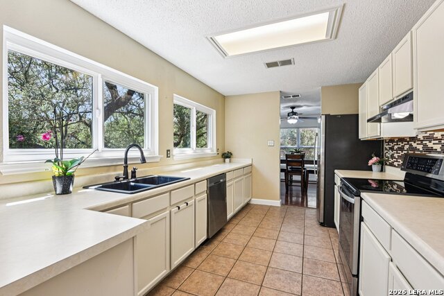 Image 15 of 42 For 15840 Walnut Creek