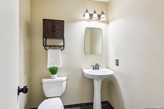 Image 19 of 42 For 15840 Walnut Creek