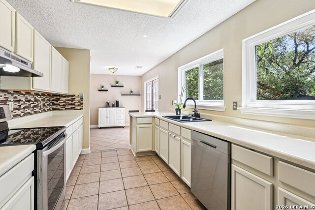 Image 4 of 42 For 15840 Walnut Creek