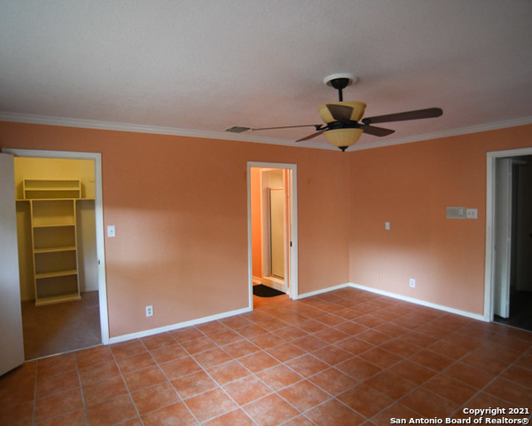 Image 13 of 23 For 6207 Shady Brook