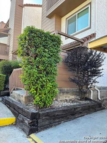 Details for 4107 Medical  6107, San Antonio, TX 78229