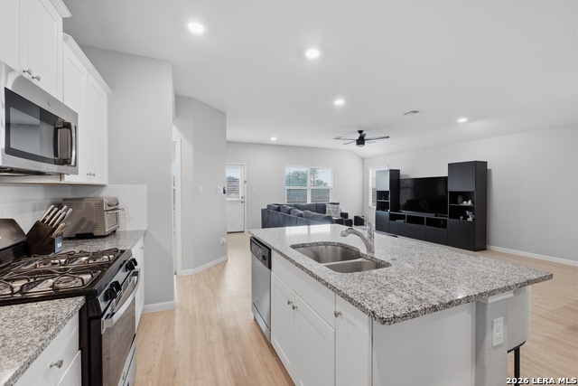 Image 12 of 26 For 31589 Untrodden