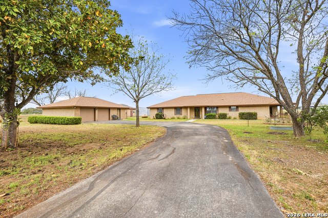 Listing photo id 1 for 13915 Dusty Fields