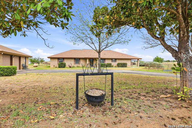 Listing photo id 2 for 13915 Dusty Fields