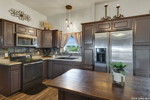 Image 11 of 41 For 2151 Old Lehmann