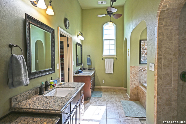 Image 29 of 47 For 877 Twin Oaks