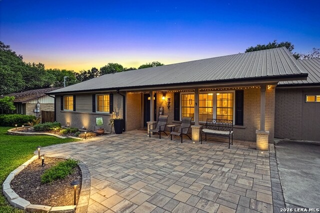 Image 3 of 47 For 877 Twin Oaks