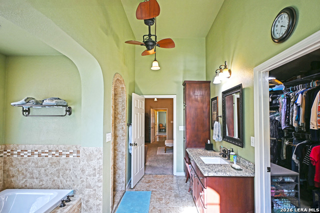 Image 32 of 47 For 877 Twin Oaks