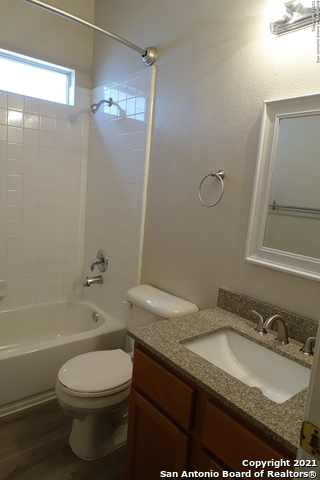 Image 18 of 35 For 15838 Drexel