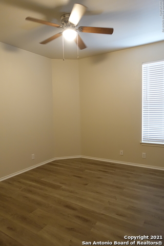 Image 21 of 35 For 15838 Drexel