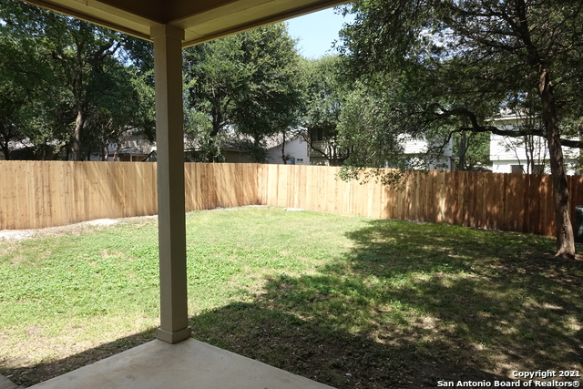 Image 32 of 35 For 15838 Drexel