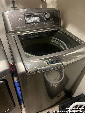 Image 34 of 35 For 15838 Drexel