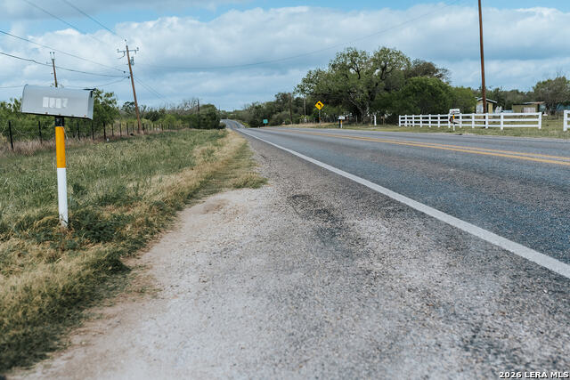 Image 4 of 43 For 1065 Fm 477  