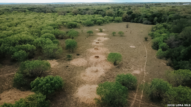 Image 40 of 43 For 1065 Fm 477  