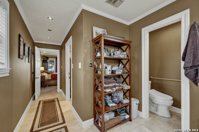 Image 18 of 48 For 605 High Oaks