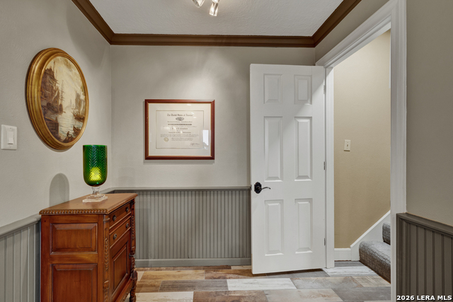 Image 24 of 48 For 605 High Oaks