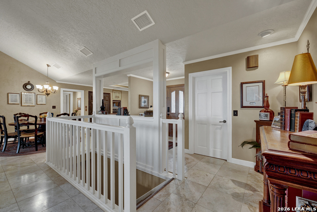 Image 6 of 48 For 605 High Oaks