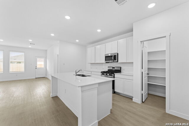 Image 14 of 27 For 4642 Legacy Trail