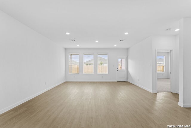 Image 19 of 27 For 4642 Legacy Trail