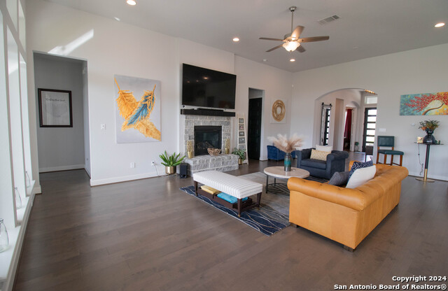 Image 15 of 42 For 10506 Purple Hackett