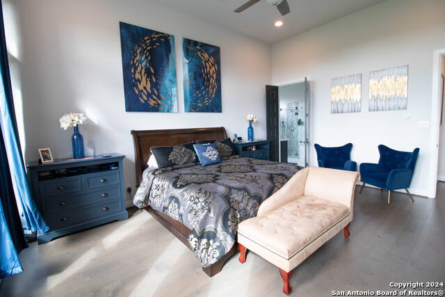 Image 20 of 42 For 10506 Purple Hackett