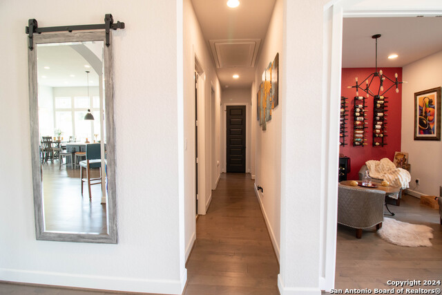 Image 29 of 42 For 10506 Purple Hackett