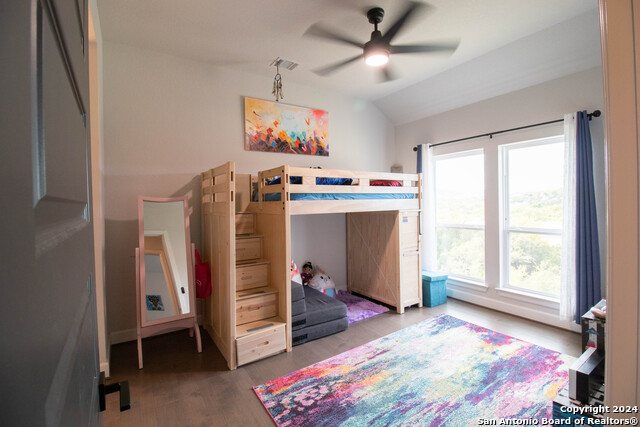 Image 32 of 42 For 10506 Purple Hackett