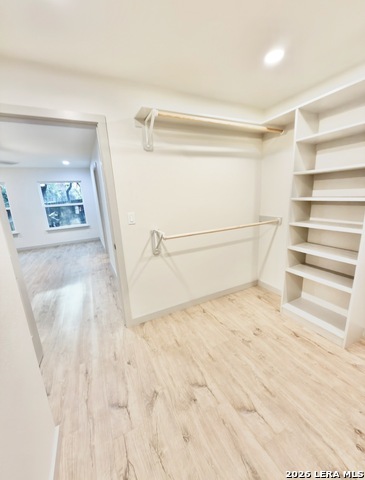 Image 21 of 26 For 31245 Sunlight