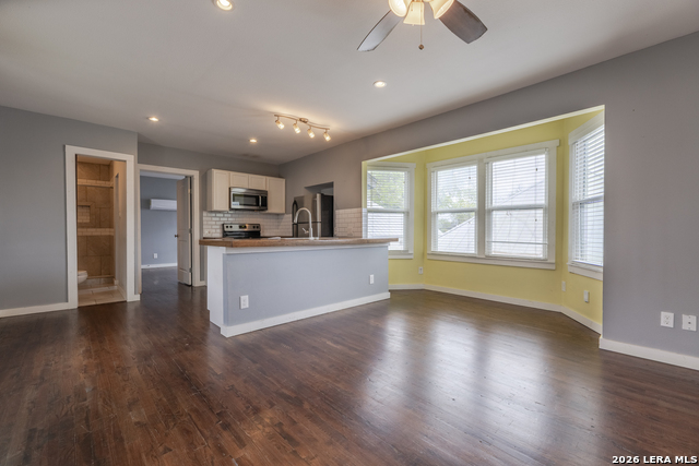 Details for 1015 Palmetto N 3, San Antonio, TX 78202