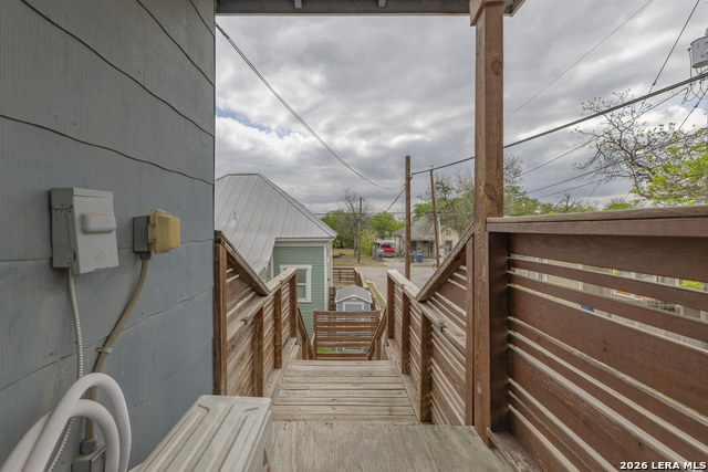 Image 14 of 17 For 1015 Palmetto N 3