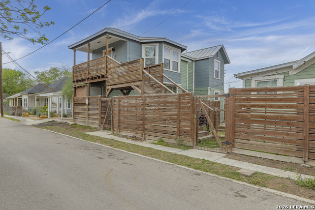 Image 16 of 17 For 1015 Palmetto N 3