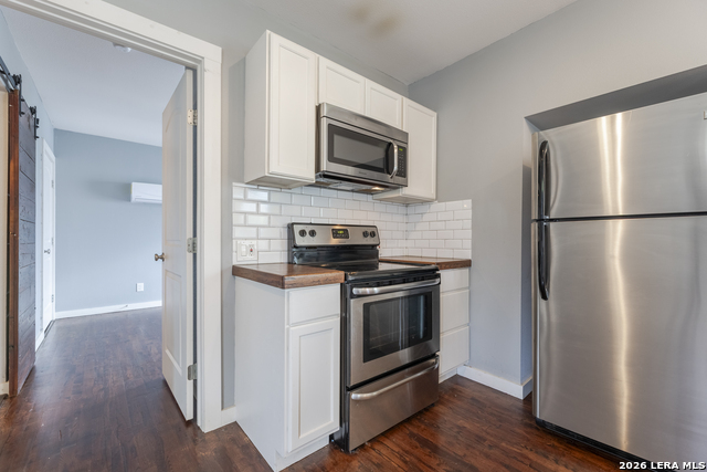 Image 3 of 17 For 1015 Palmetto N 3