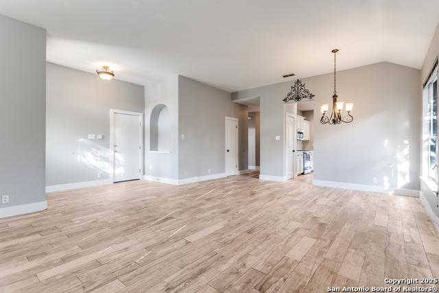 Image 10 of 25 For 3102 Mares Meadows