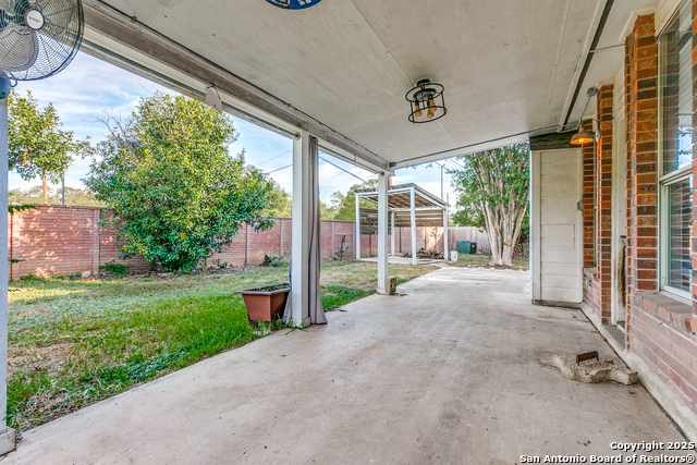 Image 21 of 25 For 3102 Mares Meadows