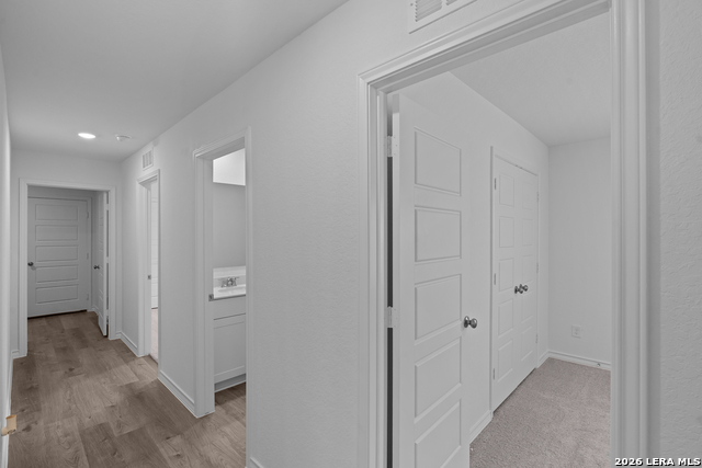 Image 23 of 24 For 964 Heartseed Ave